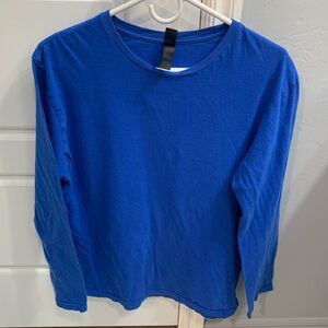 🩵 Men’s Gildan Long Sleeve Tee